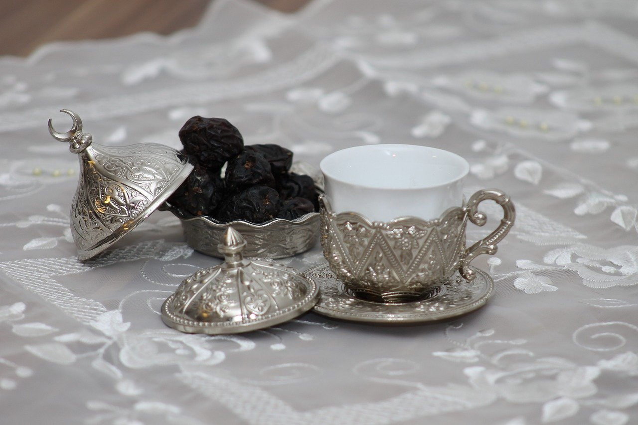 Turkish Mocha Dates Drink Eat - Serdar_A / Pixabay