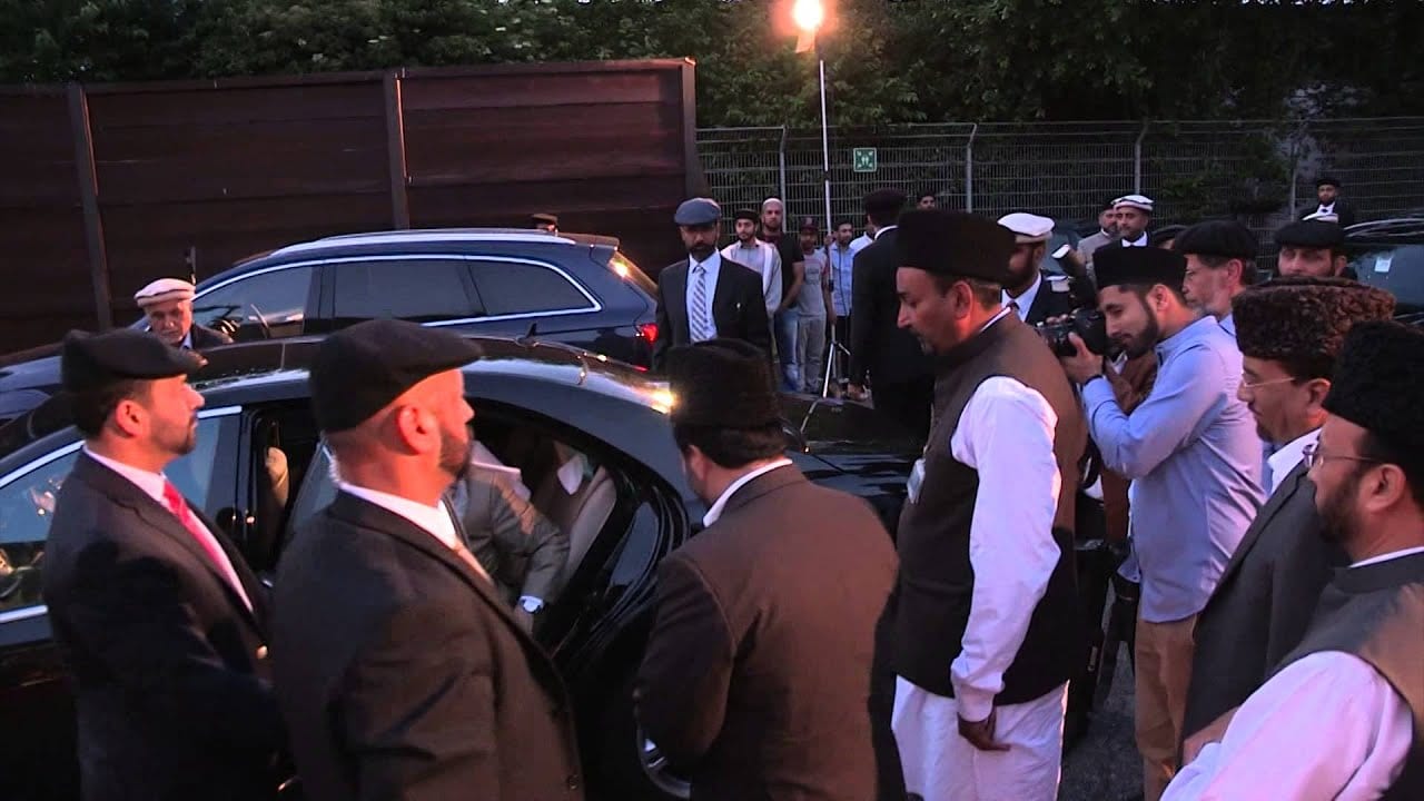 Hazrat Mirza Masroor Ahmad Arrival In Germany